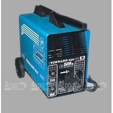 Сварочный трансформатор Tornado 250 с акс. в Москве