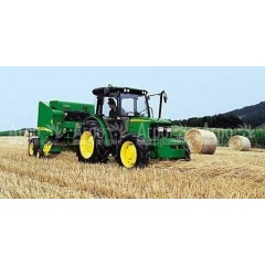 Многофункциональный минитрактор John Deere 5215 в Москве