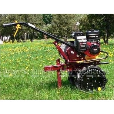 Мотоблок Каскад МБ61-22-02-01 с двигателем Honda GX200 6,5 л.с. с усиленным редуктором (фрезы в комплекте) в Москве