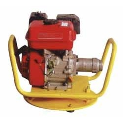 Бензопривод БП-4 к глубинному вибратору ТСС в Москве